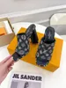 Sandalias de mujer a la moda 2023, zapatillas de cuero genuino, zapatillas planas de verano para estilista, sandalias de playa para mujer, zapatillas de boda para fiesta con caja-K072