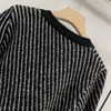 Kvinnors jackor designer helt ny höst vinter mode tröja stickad kappa våren avslappnad toppklass stripe cardigan födelsedag rzkm