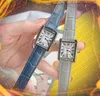 Womens Square Roman Small Dial Watch 31mm Quartz Battery Japon Mouvement Ceinture en cuir véritable Tank Series Vintage Chain Bracelet prix de gros cadeaux montre-bracelet