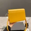 新しいイブニングバッグデザイナークロスボディショルダーアームピット女性ハンドバッグソリッドカラーハンドバッグカウハイドハイ質の女性ショッピングプロセス220920