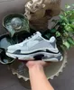 Sıradan Triple S Ayakkabı Bej Yeşil Sarı Gri Kırmızı Mavi Sier Siyah Beyaz Mor Gold Mens Trainers Stilist Sneaker Shoe Triples