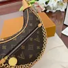 Designer Bags Loop Bag Croissant Hobo Chain Crossbody Shoulder Bags Cosmetic Half-moon Underarm Purses Brown Handbags Designers M81098 High quality