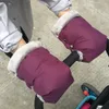 Bebek arabası moda aksesuarları eldivenler ılık kar suyu kovucu eldiven eldivenleri