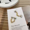 2024 Dangle żyrandol europejski złoty kolor metalowy łańcuch kropli kolczyki dla kobiet eleganckie proste kolczyki z frędzlami geometrycz