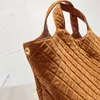 Borsa a mano trapuntata Borse per la spesa da spiaggia Borsa a mano a spalla Borsa oversize in metallo Lettera Filo in vera pelle Doppio manico Pianura Borse da donna alla moda di grande capacità