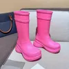 Frauen Designer Regenstiefel Gummiplattform Knöchel Slip-on halb rosa schwarze grüne Regenstiefel Outdoor Schuhe Größe 35-45