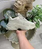 Sıradan Triple S Ayakkabı Bej Yeşil Sarı Gri Kırmızı Mavi Sier Siyah Beyaz Mor Gold Mens Trainers Stilist Sneaker Shoe Triples