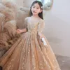 Luxe goud 2023 Bloemenmeisjes Jurken voor bruiloft kralen Toddler Pageant -jurken Lange baljurk eerste communiejurk