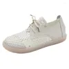 Sandals Sapatos Mulheres chinelas brancas 2022 Moda de verão Femmes Femmes