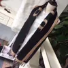 Moda Warmscarves için Kadınlar Uzun Kaşmir Kış Mink Yün Karışımı Yumuşak Sıcak Mektup Sargısı Sarma Şallı Ekose Scarf6284976