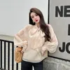 Kvinnors blusar Glaze Gentle Mesh Streamer Women Shirt Top 2022 Spring Niche Pearl Chiffon Lady Loose Bow Tie Blue de Mujer