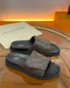 2023 Fashion Women Sandals Genuine Leather Slippers Summer Flat Stylist Slides Ladies Beach Sandal Party Wedding Slipper With Box -K069