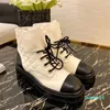 Boots Women Designer Shoe 35-40 منصة راكب الدراجة النارية في الكاحل