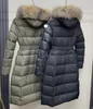 Monclairer Designer-Damen-Daunenjacke, bestickter Abzeichenkragen, lange Winterjacke, warm, matt, Pufferjacken, Etikett, komplette Größe 1/2/3/4