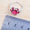 Boucles d'oreilles de collier Ensemble 2022 pour femmes Bijoux de mariage 925 Silver Rose Red Crystal Pendants Rings Russian Style TZ0130