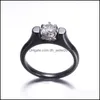 Avec des pierres lat￩rales 6 mm en c￩ramique Crystal Femme Cumbic Zirconia pierre noir / blanc couleur femmes bijoux fian￧ailles anneaux de mariage cadeaux f dhjj4
