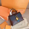 2022 Kvinnors axelväska Ny Locky BB Luxurys handväskor Designer Soft Leather Messenger Crossbody Väskor Purse Plånbok