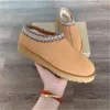 2022 Austrália Ankle Snow Boot mulher homem Clássico botas de inverno SLIPPER chinelos de tornozelo sapatos WGG TASMAN tamanho 34-44