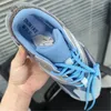 مع Box 700 V1 V2 Running Shoes West عاكس عاكس الكربون الأزرق الأزرق الأحمر باهت Azure enflame العنبر الشمس OG الصلبة الرمادية الرمادية المملح.