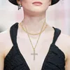 Catene Collana a croce a doppio strato Intarsio di zirconi Accessorio per gioielli da vestire resistente all'usura Romantico per la vita di tutti i giorni
