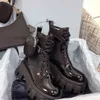 Winter Luxus Monolith Damen Stiefeletten gebürstetes Leder Re-Nylon Stiefel recyceltes emailliertes Metall Dreieck Booties Lady Motorrad Booty EU35-40