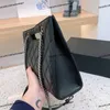 Borsa cosmetica di design da donna di lusso Borsa a tracolla trapuntata in pelle con reticolo di diamanti Borse a tracolla di grande capacità Borsa a tracolla classica con fibbia Moda Valigie Frizione