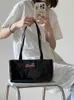 Carbie Girl Bright Face Bag d'épaule conception de minorités féminines 2022 Nouvelle aisse horizontale HORNE UETTE2576