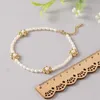 Bracelets de cheville perle d'eau douce naturelle cheville pour femmes riz blanc fleur de marguerite dorée bijoux fins