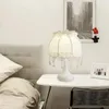 Bordslampor amerikansk lampa sovrum säng kreativ retro romantisk dimning varm och elegant vardagsrumsstudie dekorativ