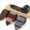 Krawatten Neues Design, modisch, für Männer, Marke, schlanke Designer-Strickkrawatte, schmale, dünne Krawatten für Männer, gestreift
