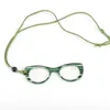 Lunettes de soleil Cat Eyes Portable Presbytes Lunettes de luxe Femmes Hommes Lunettes de lecture Collier Italie Design Mode Cadre coloré