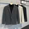 Ternos masculinos Blazer vintage Blazer homem outono de inverno negócio casual engrossar lã de pano de pano jaqueta sólida figurina de bolso de peito de peito homme