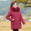 Trench da donna Moda Collo in pelliccia Con cappuccio Piumino spesso in cotone Donna di mezza età Madre Cappotto invernale imbottito Parka Capispalla da donna