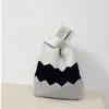 Bolsas de noite bolsa chique para feminino saco colorido saco de ombro de grande capacidade de lã de lã de lã na moda rua da moda