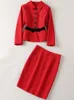 Arbetsklänningar Princess Kate Fashion Spring Autumn Högkvalitativ kvinnor Set Button Jacket Topps Pencil kjol Party Elegant Red 2 Piece Suit