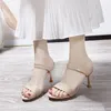Sandálias 2022 vendem saltos altos de primavera de 8 cm de lady bombas clássicos deslizam sapatos slingbacks de casamento de festas sexy festas