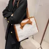 Evening Bags Winter Faux Lamb Wool Tote For Women Fluffy Plush Shoulder Bag Luxury Designer Bow Handbag Big Warm Female Shopper