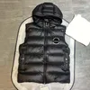 Designer Tibb Mens huva ner västar Frankrike varumärke Kvinnor Bormar ner Vest Winter Jacket Embroidered Chest Badge Varma ytterkläderjackor