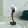 Decorative Objects Figurines Resin Statues Floating Coffee Cup Art Sculpture Home Kitchen Decoration Crafts Spilling Magic Pouring Liquid Splash Mug 221014