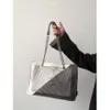 イブニングバッグ大容量の通勤女性バッグ女性の財布とハンドバッグ新しいトレンディなレトロな西部スタイルの幾何学ポータブルショルダートートバッグL221014