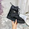 Designer Martin Shoes Down Boots Women Platform Winter Fur Snow Boot Lace-Up Ankel Boots Non-Slip Outrole Shoe