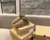 2022 Designer Snow Boots Suede schoenen klassieke korte mini vrouwen houden dames pluche casual kastanje zwart grijs aus u5854 warme laarzen us4.5-11