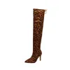 Bottes surdimensionnées bottes pour femmes Automne et Hiver 2022 Nouveau genou pointu sexy mince -talon élastique