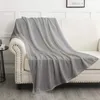 Couvertures doux chaud étreignant couverture en peluche jeter sur canapé-lit voyage léger jette couleur unie couvre-lit décoration de la maison