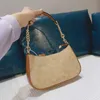 Totes Bolsa Bolsa de ombro único Mulheres com zíper Bolsas de designers de designers de couro Bolsas de couro Padrão Compras de compras Crossbody Bolsa 221015