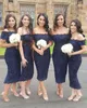 네이비 블루 컨트리 신부 들러리 드레스 어깨 구슬로 된 웨딩 게스트 게스트 드레스 아플리케이 차 길이 저렴한 하녀 명예 가운