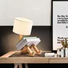 Bordslampor robot modellering lampa trä modern tyg konst studie läser sovrum säng led