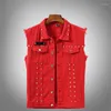 Herenvesten IDOPY mode mode rode heren klinknagel denim vest punk feest bezaaid slanke fit jas mannelijke mouwloze vest voor mannen plus size