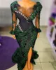 Vestidos de noche de sirena verde esmeralda Ilusión Manga larga de encaje Floral con cuentas de cristal Cuello transparente Africano Aso Ebi Vestidos de fiesta con abertura sexy