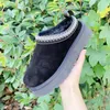 Laarzen 2022 Hot verkopen AUSG Platform vrouw winterlaarsontwerper Ankle Tazz Shoes Chestnut Black Warm Fur Slippers Indoor Bootiesugg DFGGG